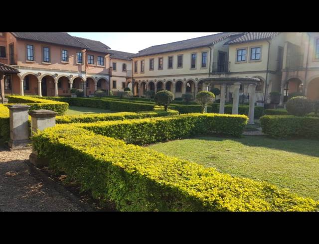 2 BEDROOM DUPLEX RENTED IN PLANTATIONS ESTATE
